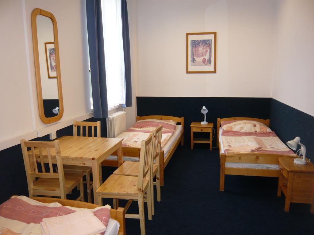 Hotel Hasa Praga Habitación foto