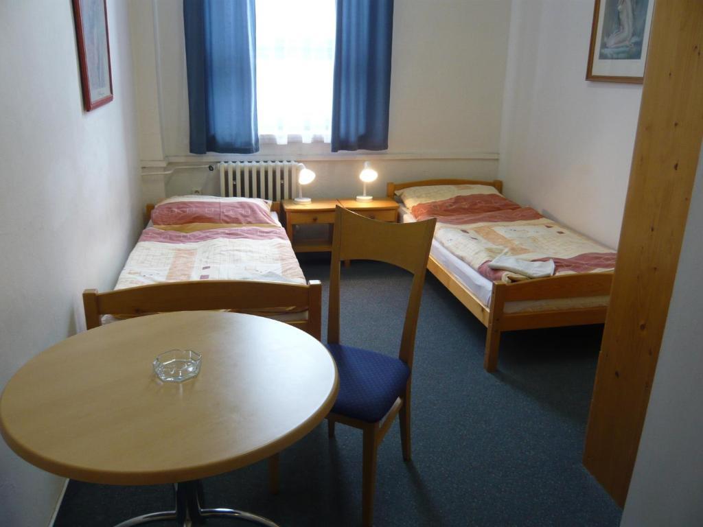 Hotel Hasa Praga Habitación foto